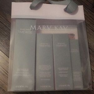 Mary Kay Timewise Set